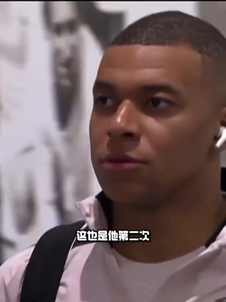僅次于C羅！姆巴佩淘汰賽第兩次戴帽，追平梅西萊萬(wàn)本澤馬！