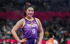 李夢20分鐘18投10中，全場最高出手，得20分3籃板。