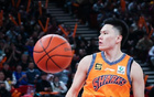籃球團(tuán)隊(duì)，本土球員，上海男籃四連勝。