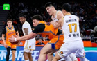 滬勝晉，王哲林18+10，李添榮18分助隊取勝。