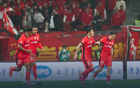 海港2-0亞泰，萊納造雙球，馮勁建功，吳撲神助兩連勝。
