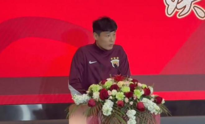 海港三連敗，低調(diào)征戰(zhàn)中超，調(diào)整目標(biāo)，換血前行。