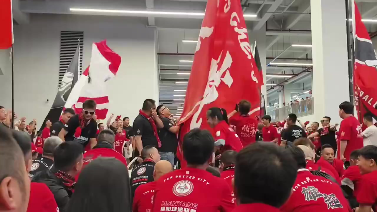 成都蓉城是亞洲最頂級(jí)的看臺(tái)氛圍嗎？