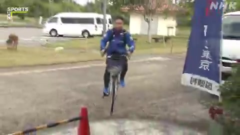 媽媽的車嗎??長友佑都騎自行車去日本國家隊訓練