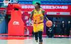山西外援古德溫亮眼表現(xiàn)，19次投籃9中，三分11中5，得29分6板10助。