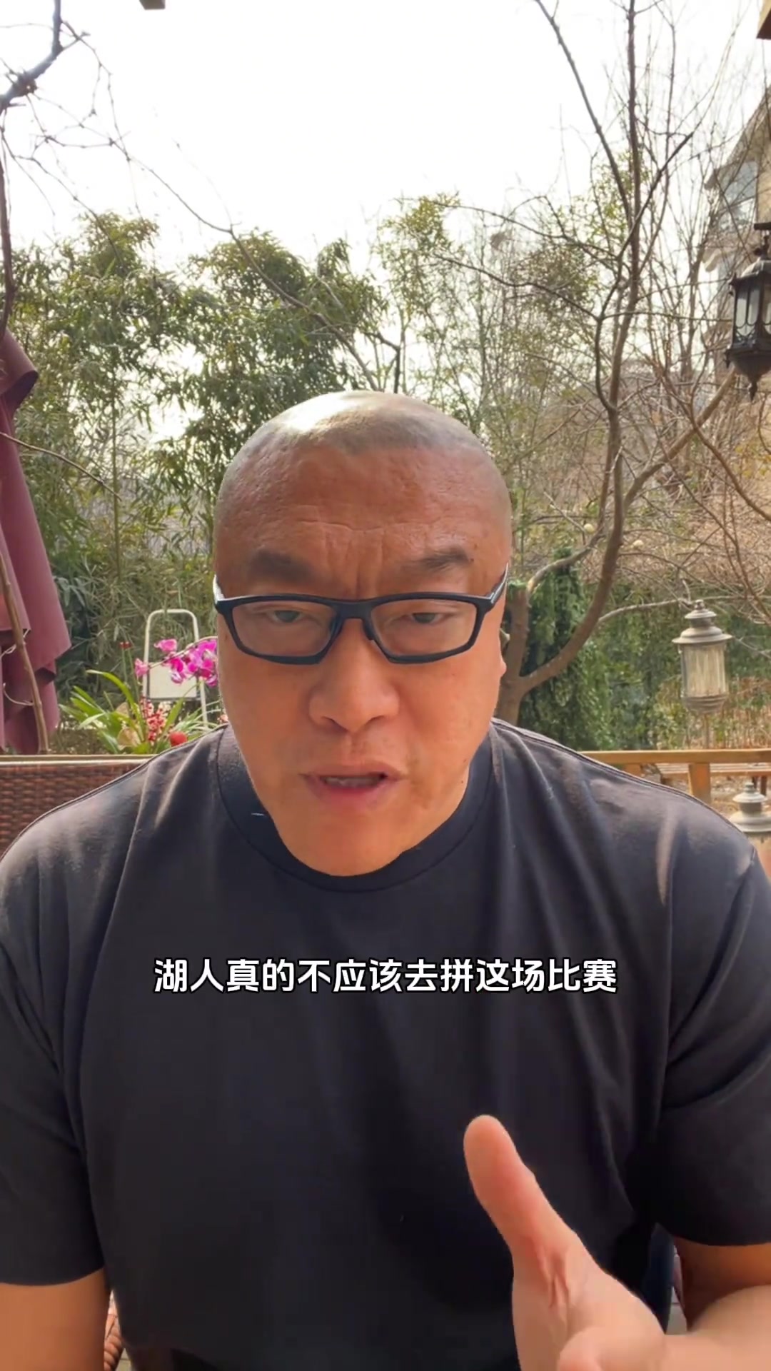 馬?。汉说貌粌斒?！蜜月期一過(guò)缺陷出來(lái)了，唯一解就是老詹回歸