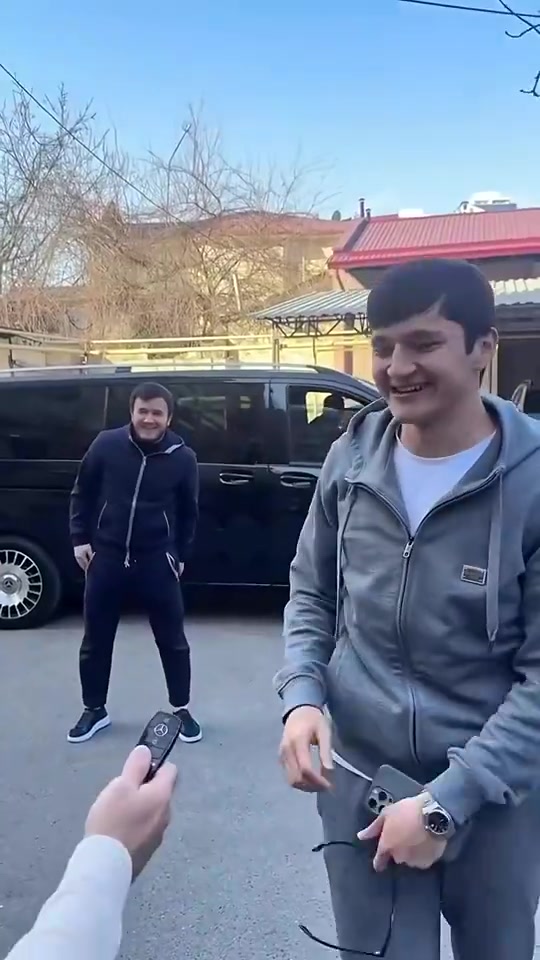 笑得合不攏嘴