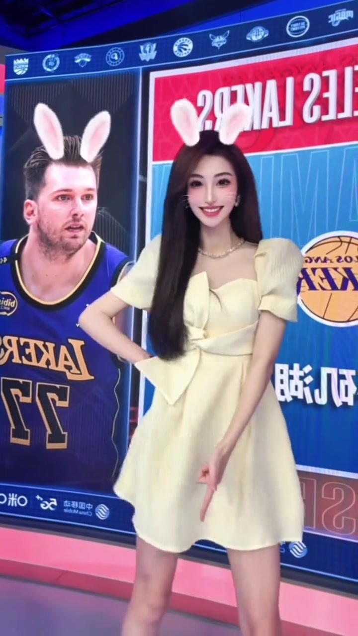 美女主播王羽希：大數(shù)據(jù)請(qǐng)把我推送給—尊貴的西部第四湖人球迷