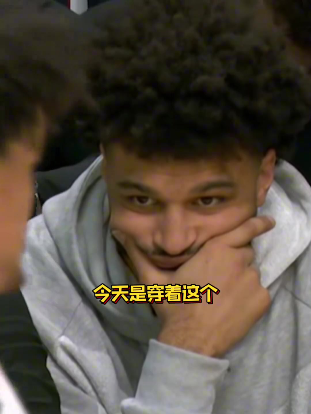 穆雷：好嘛，解說都把我認(rèn)成布朗尼了！