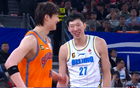京滬對決慘烈，罰球懸殊，北京10連勝被上海22分逆轉(zhuǎn)。