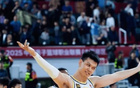 CBA沖突，許鐘豪肘擊張寧笑挑釁，賽后激怒球迷。