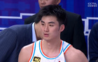 山東男籃大勝，高詩(shī)巖、于德豪爆發(fā)，半場(chǎng)驚險(xiǎn)逆轉(zhuǎn)！