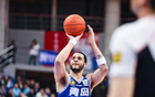 韋世龐19中12，35分6板3助6斷，全能表現(xiàn)助青島勝敵
