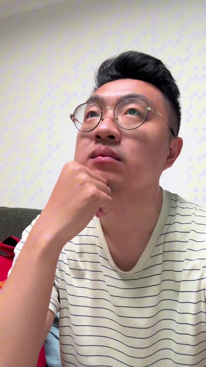 解說員看了直嘆氣：王大雷??！這都能失誤