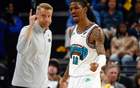 NBA季后賽首輪結(jié)束，兩隊淘汰，五隊領先，一隊平手。