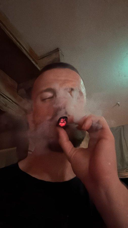冠軍之味，戴爾抽雪茄慶首冠！