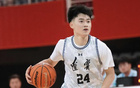 遼寧U22男籃四連勝，王俊杰24+9，雙塔31+21領(lǐng)跑，沖擊榜首。