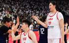 宮魯鳴：張子宇體重300斤如姚明，18歲中鋒場上一摔驚人。