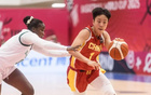 40中19，轟53+15，女籃新雙核亮眼。無(wú)張子宇，輸球有收獲。