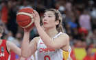 中國(guó)女籃半決對(duì)手揭曉！李夢(mèng)矚目，宮魯鳴贊譽(yù)雙星，關(guān)鍵決策出