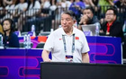 女籃風(fēng)波，隊(duì)員哭笑異樣，有人嬉笑引爭(zhēng)議，球迷不滿。