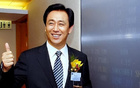 許家印為新基地剪彩，威脅皇馬不踢友誼賽。前員工：免費(fèi)剪彩。